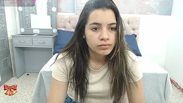 Leah Means  online show from 12-17-24, 12:22