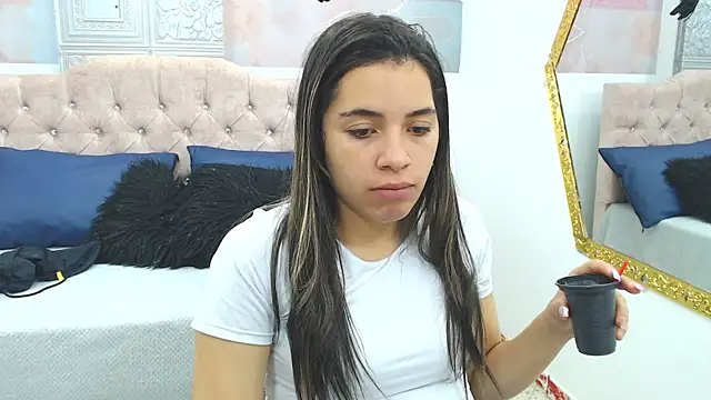 Leah Means  online show from 12-28-24, 12:56