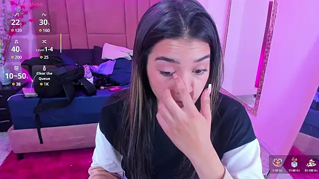 Leah Means  online show from 03-06-25, 03:56