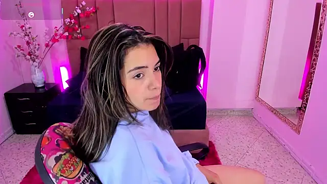 Leah Means  online show from 03-17-25, 04:11
