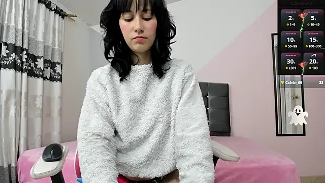 Camcrush   online show from 12-16-24, 10:45