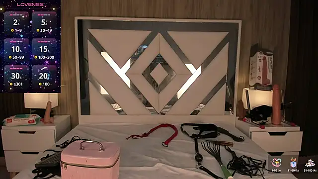 ValentinaThomas online show from 09-28-25, 03:39