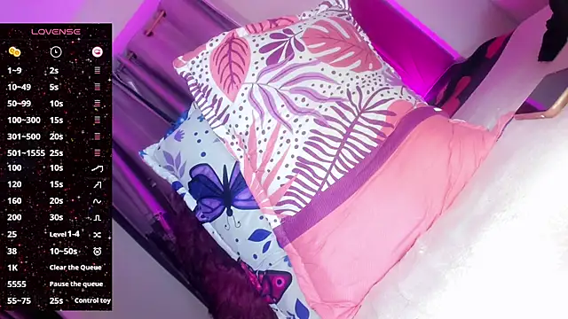 sofi doll 23 online show from 10-14-25, 11:38