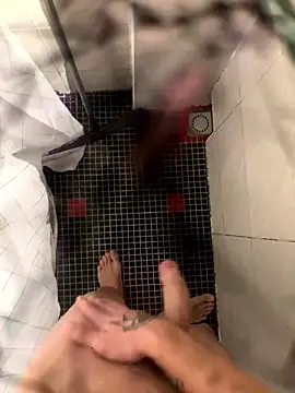 Snapshot of lescro95_ chatting on 01-09-26, 11:24 lescro95 online show from 01-09-26, 11:24