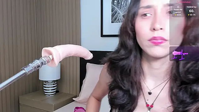 doll bella  online show from 11-11-25, 07:58