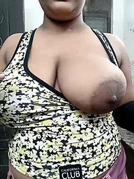 Snapshot of Cute_payal0 chatting on 10-14-25, 07:31 Cute payal0 online show from 10-14-25, 07:31