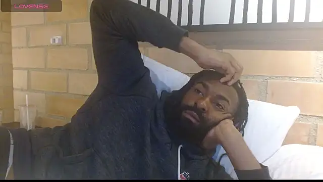 Snapshot of johngabbanaa chatting on 02-05-25, 11:28 johngabbanaa online show from 02-05-25, 11:28