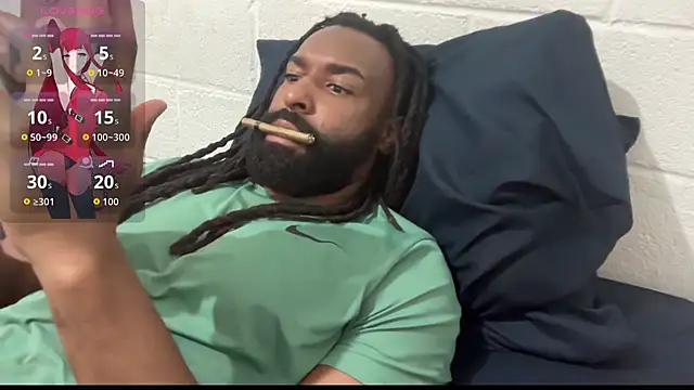 Snapshot of johngabbanaa chatting on 10-03-25, 03:25 johngabbanaa online show from 10-03-25, 03:25