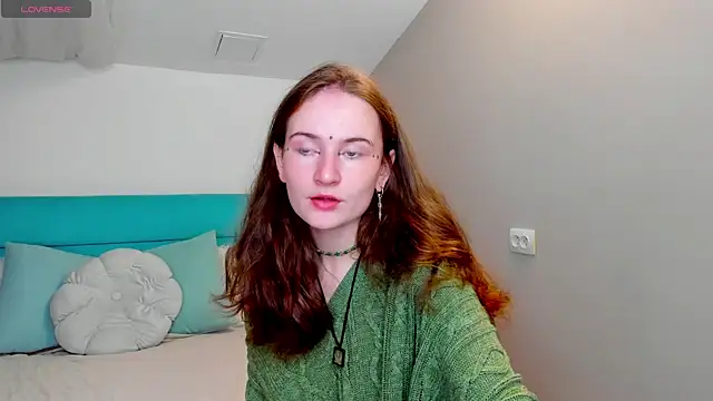 L1ittle kitty  online show from 09-11-25, 05:29