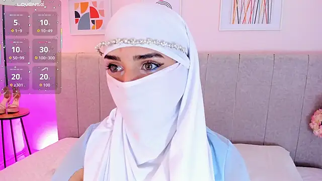 Snapshot of rawiya chatting on 09-15-25, 12:05 rawiya online show from 09-15-25, 12:05