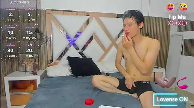 LIZandDante online show from 12-20-24, 11:26