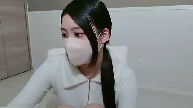 yuki room online show from 01-18-26, 02:15