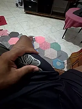 Snapshot of negro1978mt chatting on 01-09-26, 04:48 negro1978mt online show from 01-09-26, 04:48