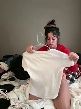 Snapshot of lonelylexxxie chatting on 11-17-25, 03:40 lonelylexxxie online show from 11-17-25, 03:40