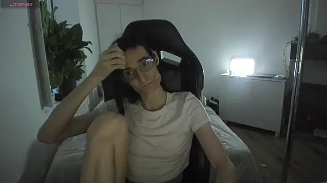 CeriseLapine online show from 01-16-25, 04:39