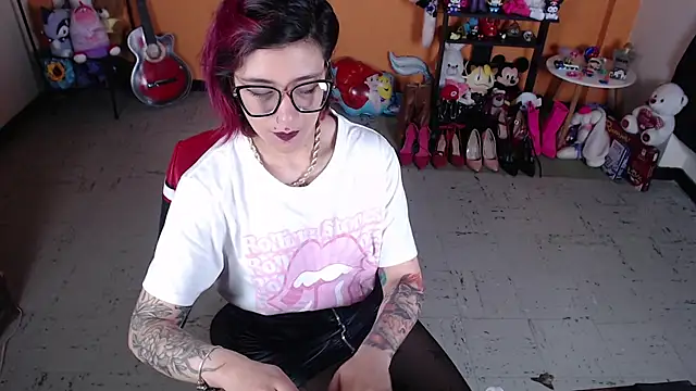 MissMiia2 online show from 01-07-25, 02:30