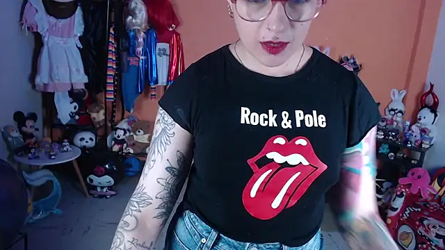 MissMiia2 online show from 06-09-26, 10:21