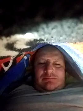 Snapshot of gato- chatting on 12-15-24, 04:51 gato- online show from 12-15-24, 04:51