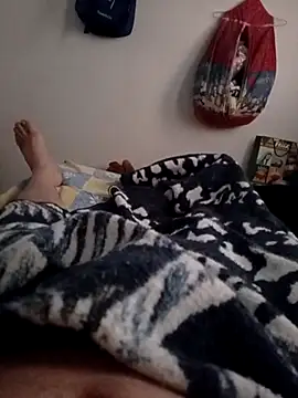 Snapshot of gato- chatting on 01-01-25, 04:29 gato- online show from 01-01-25, 04:29