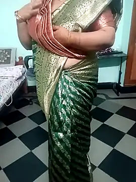 Snapshot of your-sameera chatting on 04-11-26, 12:53 your-sameera online show from 04-11-26, 12:53