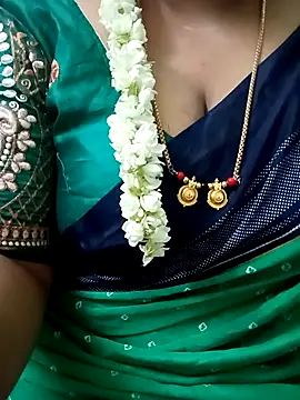 Snapshot of your-sameera chatting on 04-24-26, 04:26 your-sameera online show from 04-24-26, 04:26