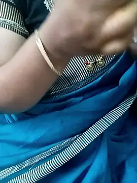 Snapshot of your-sameera chatting on 05-01-26, 05:23 your-sameera online show from 05-01-26, 05:23