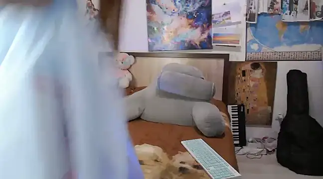 Snapshot of Iren chatting on 02-27-25, 01:05 Iren online show from 02-27-25, 01:05