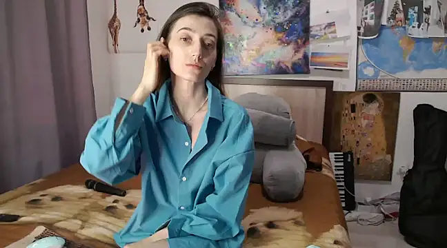 Snapshot of Iren chatting on 03-03-25, 06:01 Iren online show from 03-03-25, 06:01