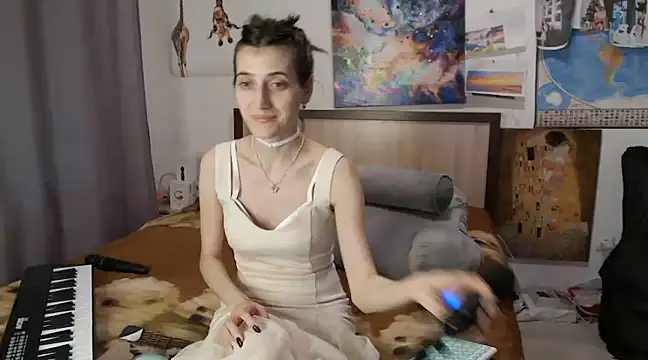 Snapshot of Iren chatting on 03-05-25, 03:51 Iren online show from 03-05-25, 03:51