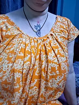 Snapshot of Raja_Ranii chatting on 02-20-26, 05:24 Raja Ranii online show from 02-20-26, 05:24