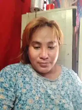 Snapshot of UrAmazingCassy chatting on 10-02-25, 03:02 UrAmazingCassy online show from 10-02-25, 03:02