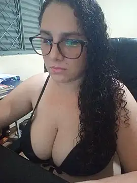 Snapshot of litha_luna chatting on 12-02-24, 08:30 litha luna online show from 12-02-24, 08:30