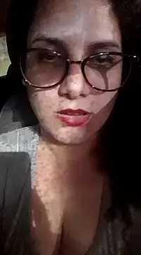 Snapshot of litha_luna chatting on 12-26-24, 12:25 litha luna online show from 12-26-24, 12:25
