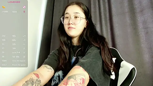 Jennatyan online show from 02-19-25, 11:06