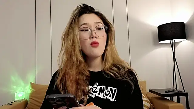 Snapshot of Jennatyan chatting on 02-27-26, 09:09 Jennatyan online show from 02-27-26, 09:09