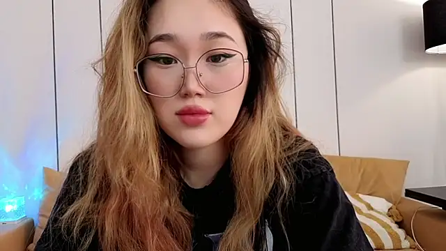 Snapshot of Jennatyan chatting on 02-28-26, 08:15 Jennatyan online show from 02-28-26, 08:15