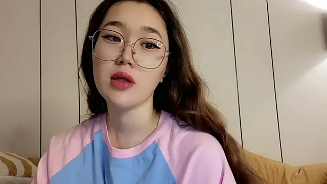 Jennatyan online show from 06-06-26, 03:22