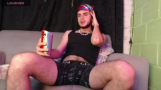 Dante Bear  online show from 05-10-26, 10:15