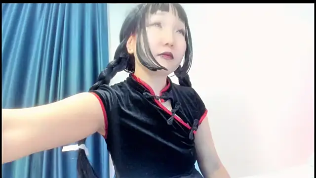 himeros goddess online show from 09-17-25, 11:34