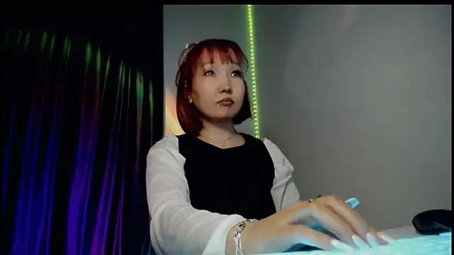 himeros goddess online show from 10-10-25, 08:24