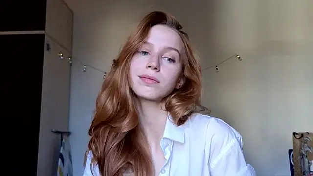 Mary Av online show from 09-14-25, 05:17