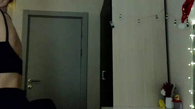 Mary Av online show from 02-10-26, 08:24