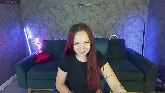 ElysLunar online show from 02-17-26, 06:54