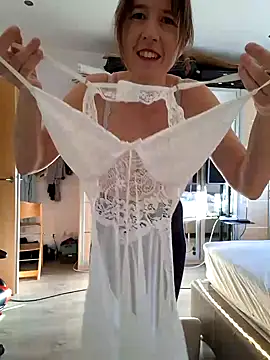 Hexe12346 online show from 03-18-25, 06:36