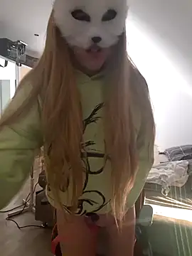 Snapshot of Hexe12346 chatting on 02-23-26, 05:54 Hexe12346 online show from 02-23-26, 05:54