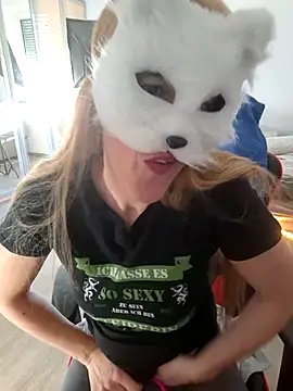 Snapshot of Hexe12346 chatting on 02-25-26, 06:45 Hexe12346 online show from 02-25-26, 06:45