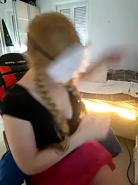 Snapshot of Hexe12346 chatting on 03-09-26, 06:28 Hexe12346 online show from 03-09-26, 06:28