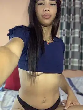 Snapshot of Nicole_cute1 chatting on 02-18-25, 08:27 Nicole cute1 online show from 02-18-25, 08:27