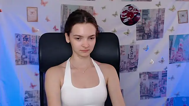  SusieSu  online show from 05-04-26, 12:23