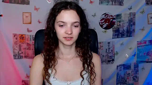  SusieSu  online show from 05-20-26, 04:57